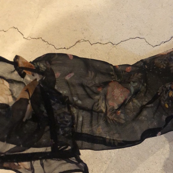 Top shop sheer blouse - Picture 2 of 2